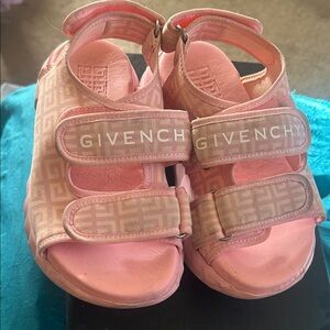 Givenchy Kids Light Pink Logo Sandals